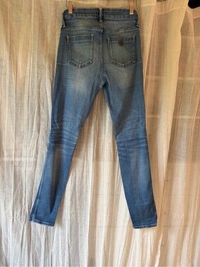 Guess Jeans Classic Mid-Blue Skinny Jeans